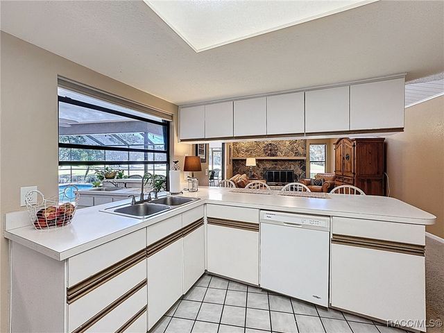 198 E Hartford Street, Hernando, FL 34442