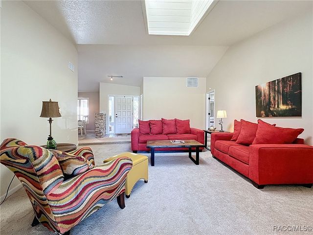 198 E Hartford Street, Hernando, FL 34442
