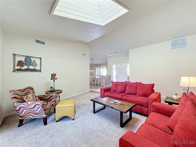 198 E Hartford Street, Hernando, FL 34442