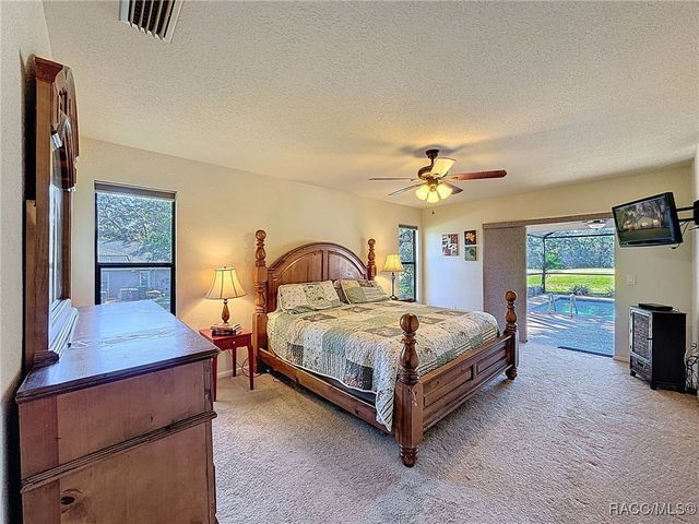 198 E Hartford Street, Hernando, FL 34442
