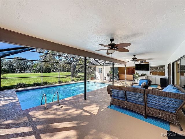 198 E Hartford Street, Hernando, FL 34442