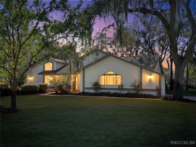 198 E Hartford Street, Hernando, FL 34442