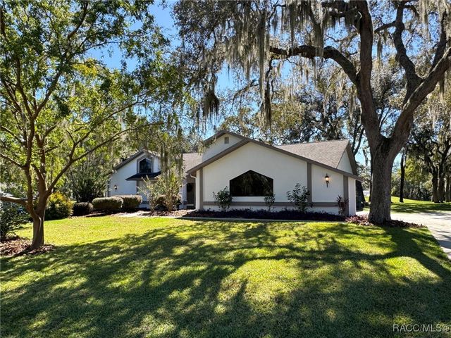 198 E Hartford Street, Hernando, FL 34442
