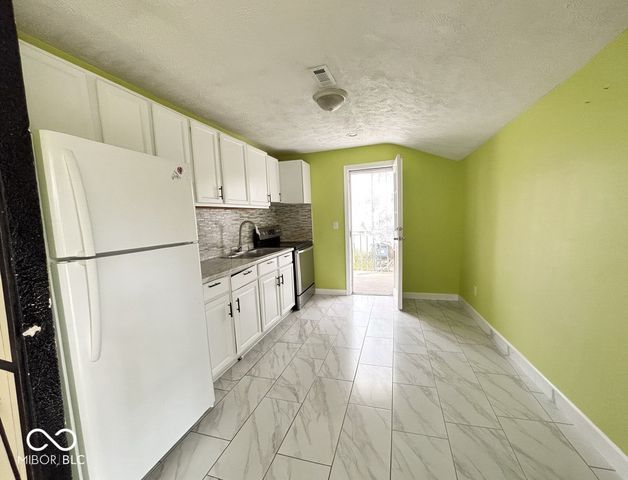 5007 E 34th Street, Indianapolis, IN 46218