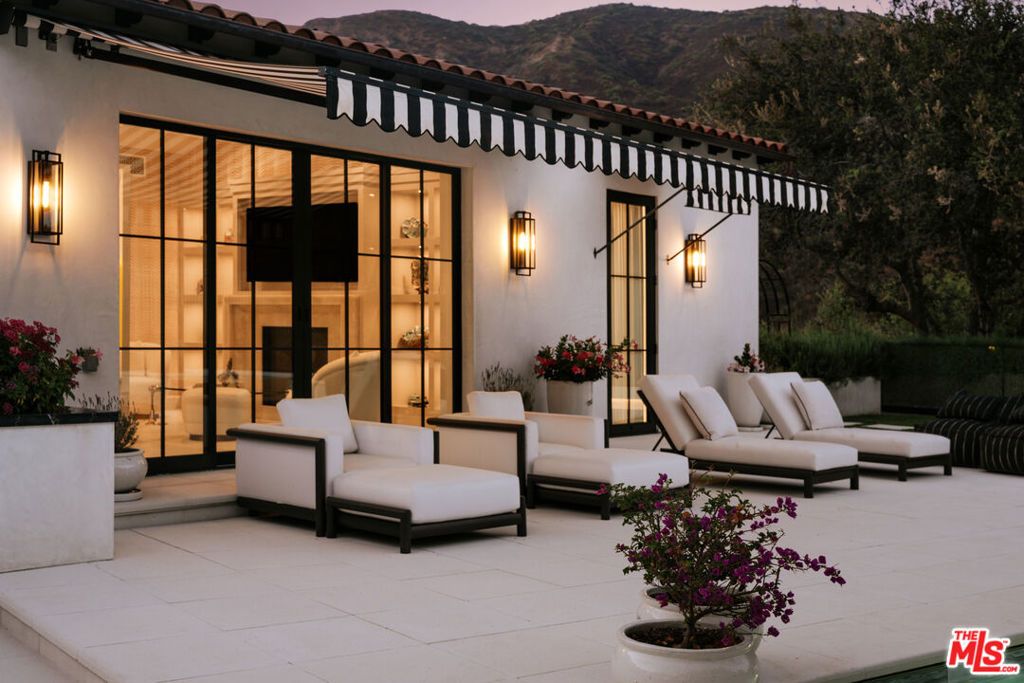 1445 Via Cresta, Pacific Palisades, CA 90272 — photo 5
