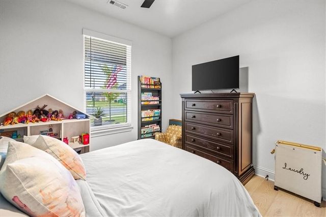 701 Dillon Street, Bentonville, AR 72713