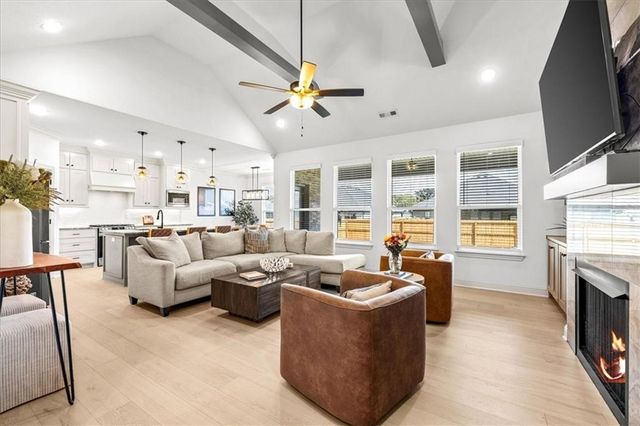 701 Dillon Street, Bentonville, AR 72713