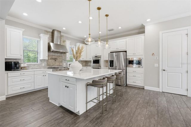 1501 AMARONE PLACE, Lutz, FL 33548