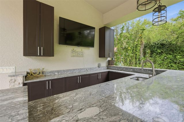 1501 AMARONE PLACE, Lutz, FL 33548