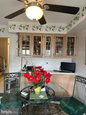 12 N SYRACUSE DR N, Cherry Hill, NJ 08034
