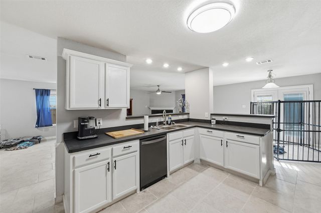 1908 Wickham Drive, Burleson, TX 76028