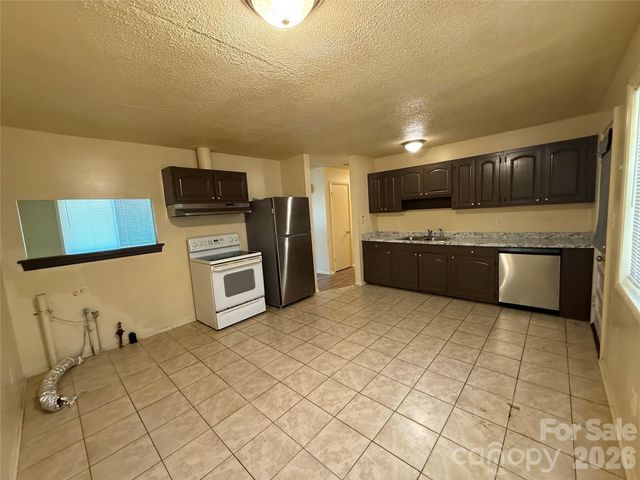 4101 Foxford Place, Charlotte, NC 28215