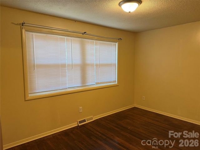 4101 Foxford Place, Charlotte, NC 28215