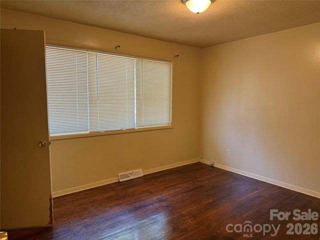 4101 Foxford Place, Charlotte, NC 28215