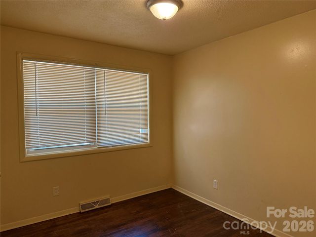 4101 Foxford Place, Charlotte, NC 28215
