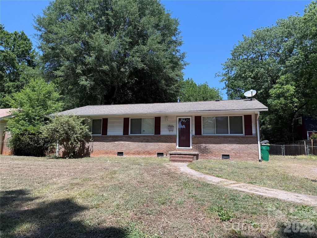 4101 Foxford Place, Charlotte, NC 28215