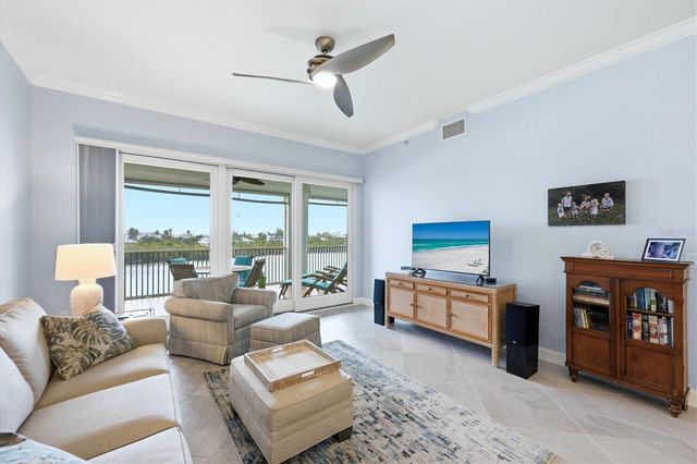 11160 HACIENDA DEL MAR BOULEVARD D-303, Placida, FL 33946