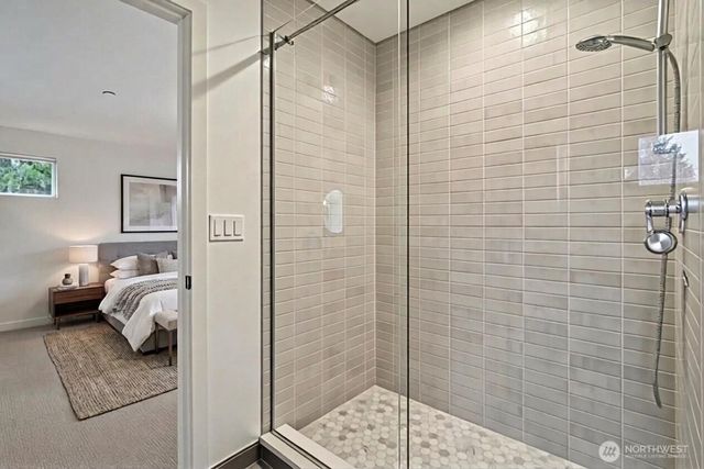 12332 38th Avenue NE, Seattle, WA 98125