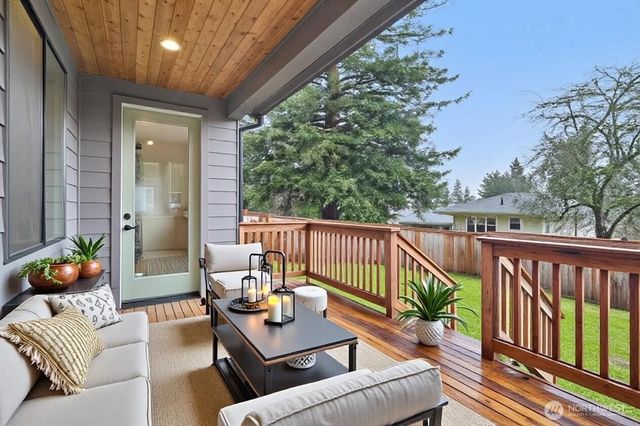 12332 38th Avenue NE, Seattle, WA 98125