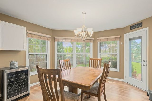 2108 Birchwood Lane, Buffalo Grove, IL 60089
