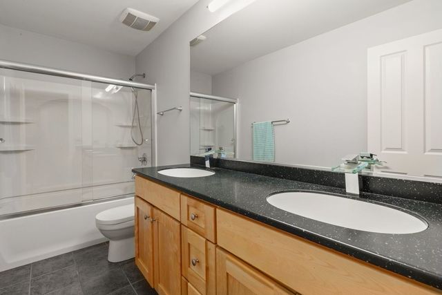 2108 Birchwood Lane, Buffalo Grove, IL 60089