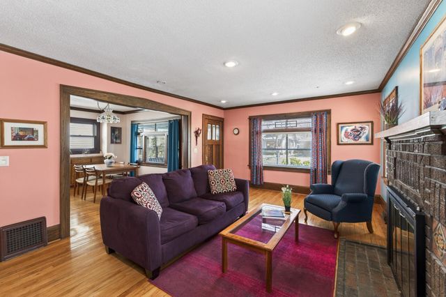 4412 47th Avenue S, Minneapolis, MN 55406