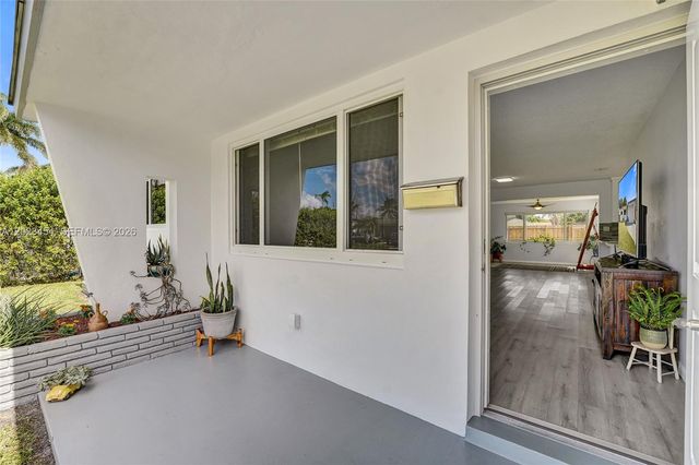 3234 Roosevelt St, Hollywood, FL 33021