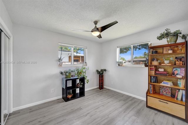 3234 Roosevelt St, Hollywood, FL 33021