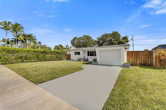 3234 Roosevelt St, Hollywood, FL 33021
