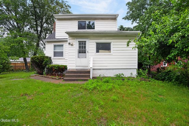 30 Culver Avenue, Colonie, NY 12205