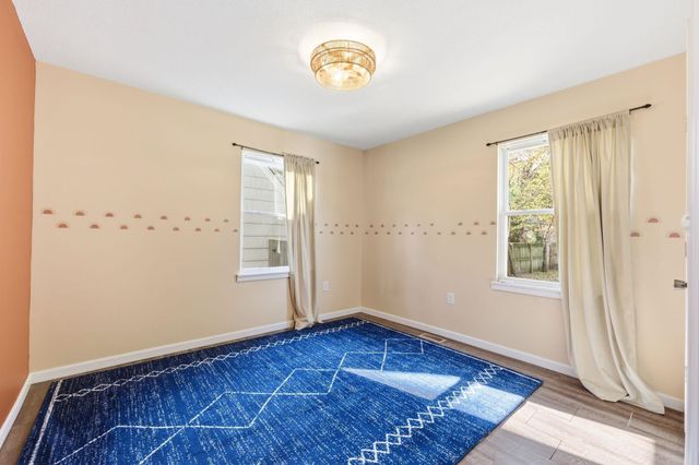 509 S Lakeview Dr, Derby, KS 67037