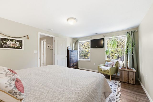 509 S Lakeview Dr, Derby, KS 67037