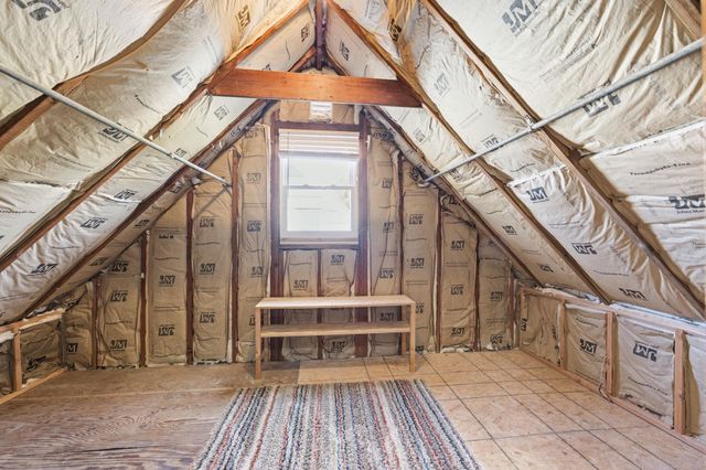 509 S Lakeview Dr, Derby, KS 67037