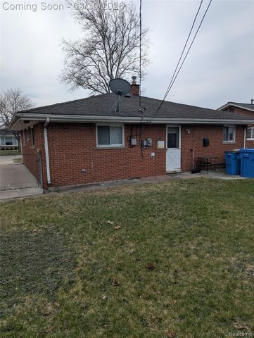 24764 CURRIER Street, Dearborn Heights, MI 48125