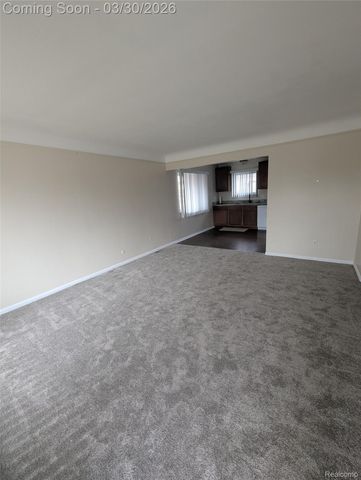 24764 CURRIER Street, Dearborn Heights, MI 48125