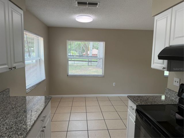 824 S LONE OAK DRIVE A, Leesburg, FL 34748