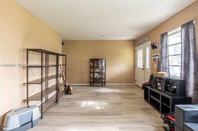 3991 NW 108th Ave, Coral Springs, FL 33065