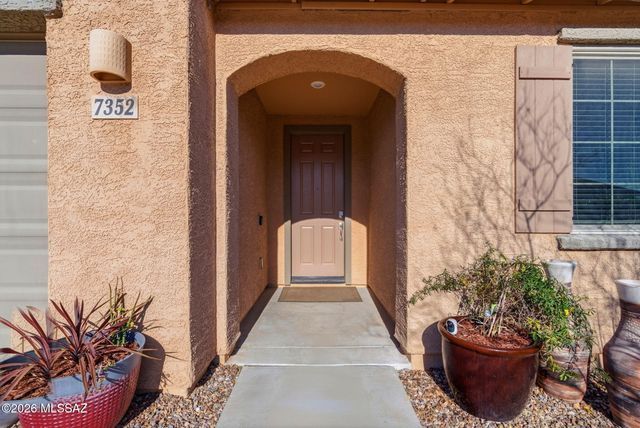 7352 S Via Plaza Del Maya, Tucson, AZ 85756