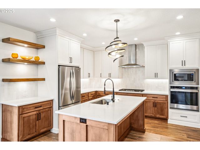 1300 S 41ST Pl, Ridgefield, WA 98642