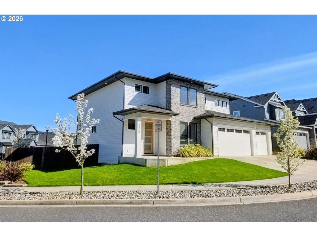 1300 S 41ST Pl, Ridgefield, WA 98642