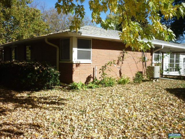 300 S 44th Street, Lincoln, NE 68510