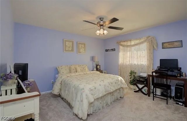 1320 SE 25th LN, Cape Coral, FL 33904