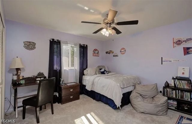 1320 SE 25th LN, Cape Coral, FL 33904