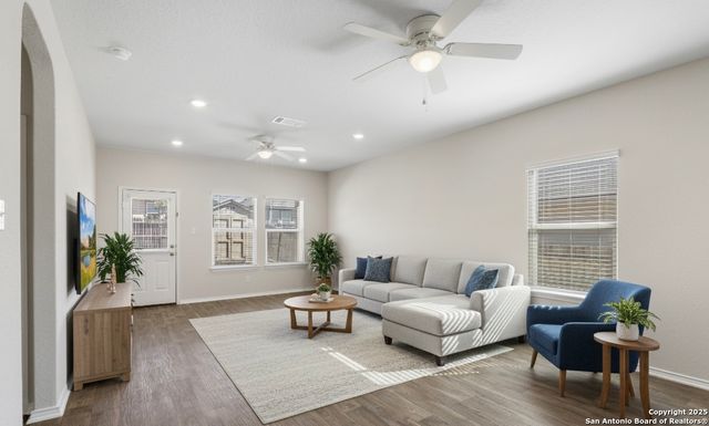 3362 STONEY KNL, San Antonio, TX 78245