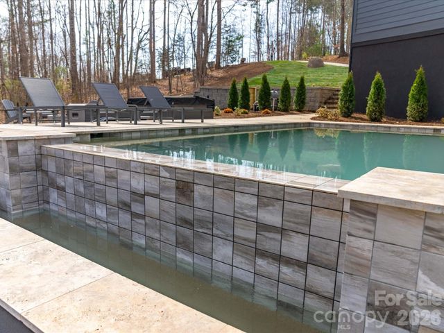 562 Normandy Road, Mooresville, NC 28117