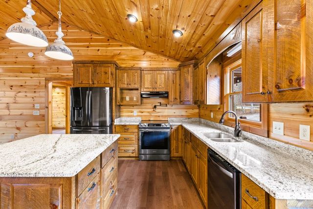 170 Ross Drive, Mineral Bluff, GA 30559