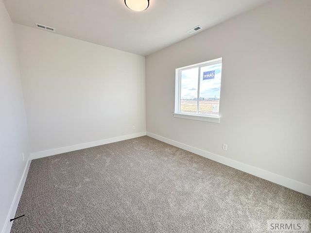 3890 Mountain Bluebird Way, Ammon, ID 83406