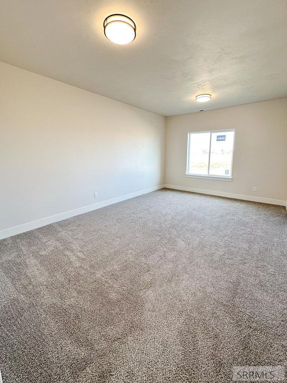 Image 16 of property listing at 3890 Mountain Bluebird Way, Ammon, ID 83406