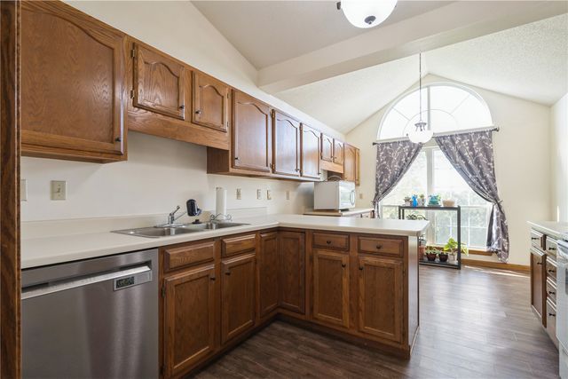 3445 Willowridge Road C, Marion, IA 52302