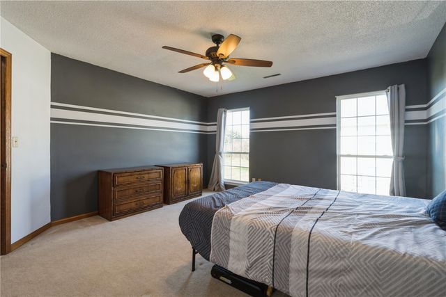 3445 Willowridge Road C, Marion, IA 52302